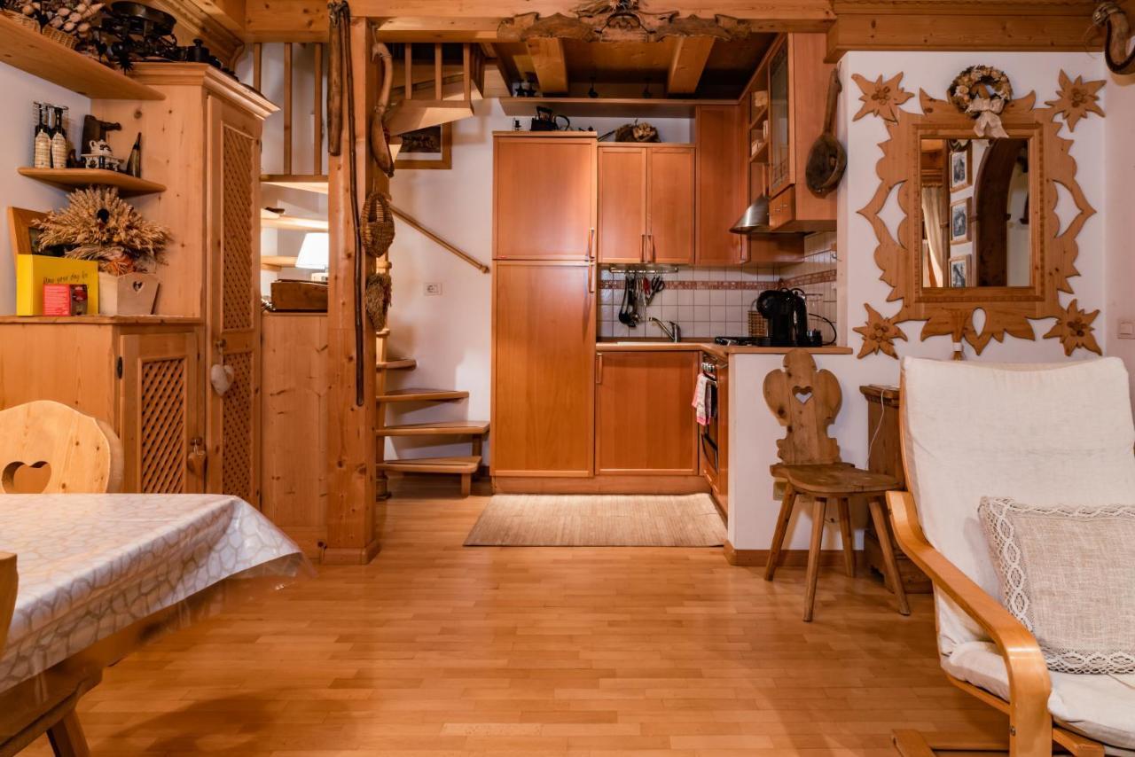 Sciliarguesthouse-Due Piani Parcheggio Privato Кастелрото Екстериор снимка